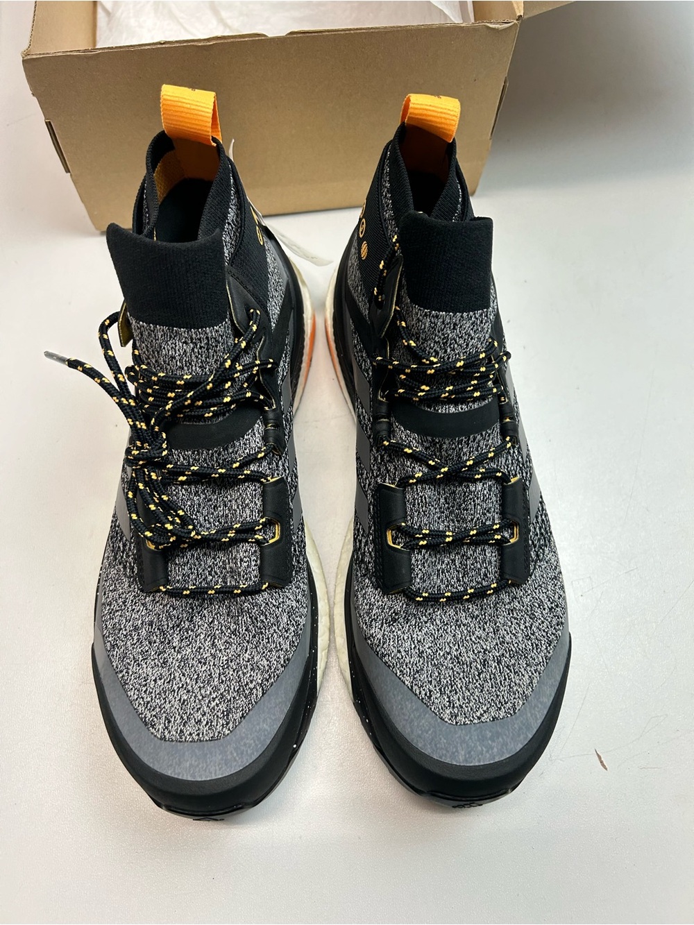 BNIB adidas Terrex Free Hiker Parley - Size 9 Men's